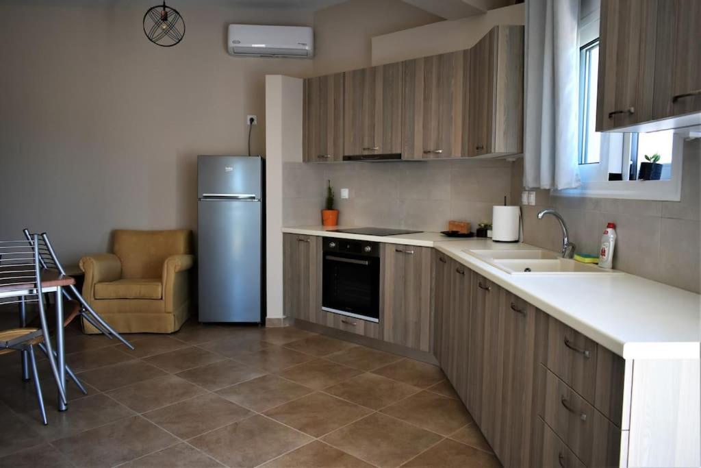Smailis Apartment 2 リゴリオ エクステリア 写真